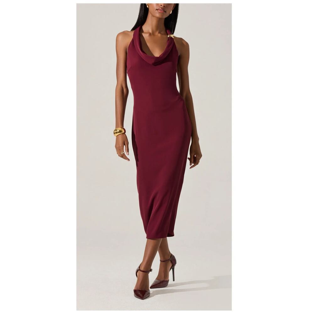 ASTR the Label Alanna Metal Buckle Detail Halter Neck Dress Size Medium